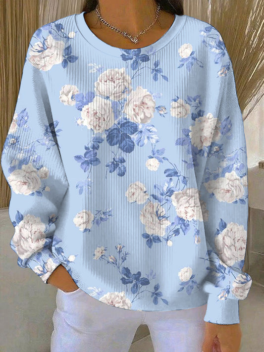 Красива светло синя суитчър за жени с бял розов печат